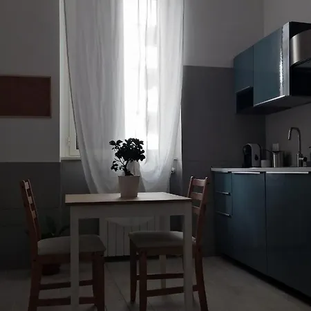 La Casa Blu * باري