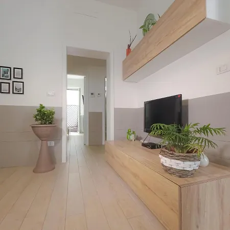 La Casa Blu * باري