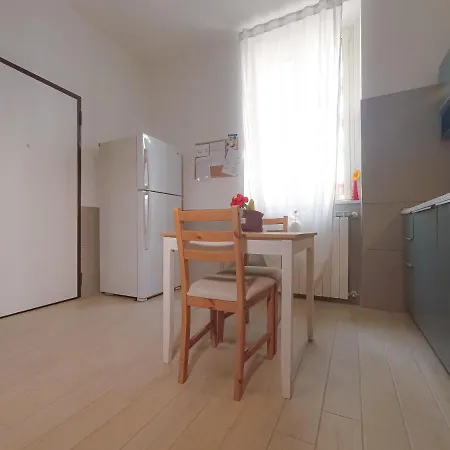 La Casa Blu Apartment *